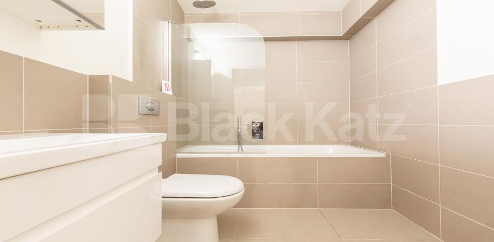 A spacious and large open plan studio within a warehouse conversion  Tyssen Street , Dalston / Haggerston